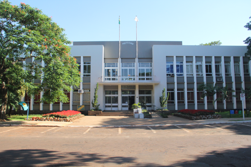 MUNICIPALIDADE REALIZA PAGAMENTO DA PRIMEIRA PARCELA DO 13º SALÁRIO